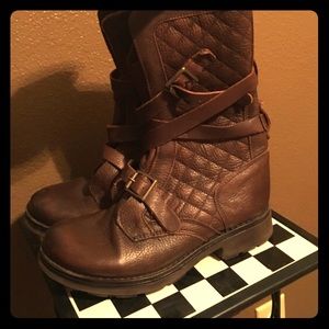 Steve Madden combat boots